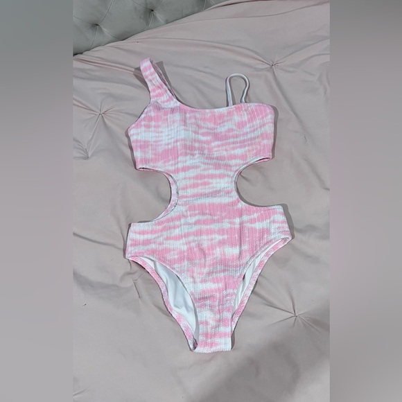 Pink Victoria's Secret Crinkle OneShoulder One Piece Swimsuit XSmall - Picture 2 of 5